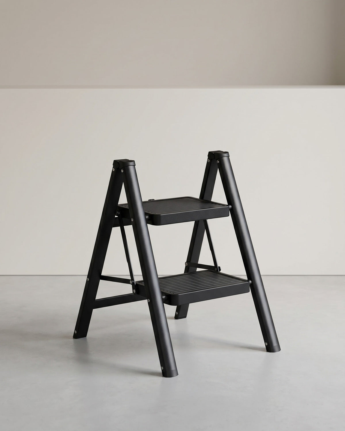Opvouwbare Trapladder Met 2 Treden - Stalen Huishoudtrap - Belastbaar Tot 150 Kg