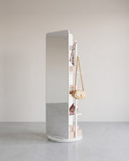 Staande Spiegel Met Opbergruimte – 360° Draaibaar – Met 4 Planken En 4 Haken – Full-Body Spiegel – MDF En Veiligheidsglas