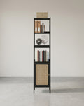Boekenkast Smal met Rotan Deur – BOHO Stijl – 174 cm Hoog – Staand Open Kastmeubel – Tot 60 kg