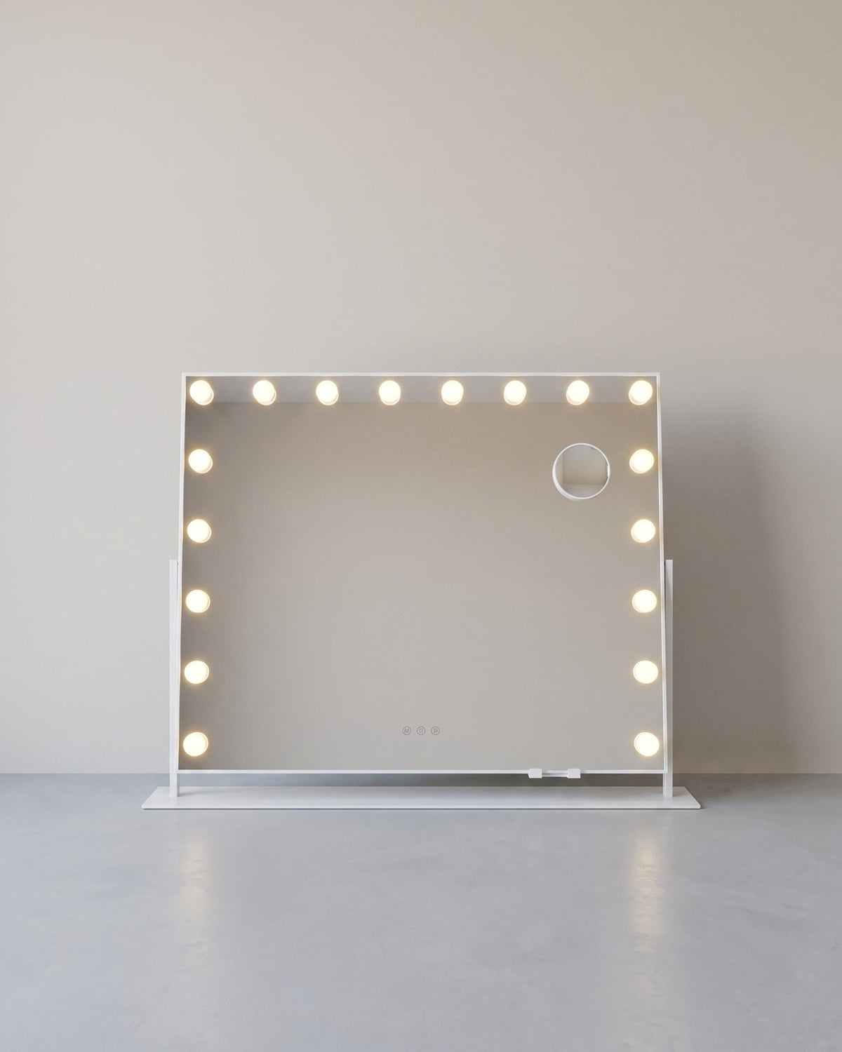 Make-Up Spiegel - 18 LED Lampen - Met USB Lader En Touch Bediening