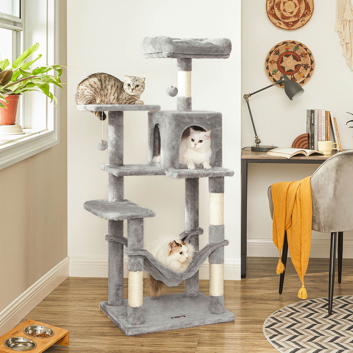 Krabpaal voor Katten – Met Hangmat, Knuffelgrot en Speelballetje – 143 cm Hoog – Voor 1-4 Katten