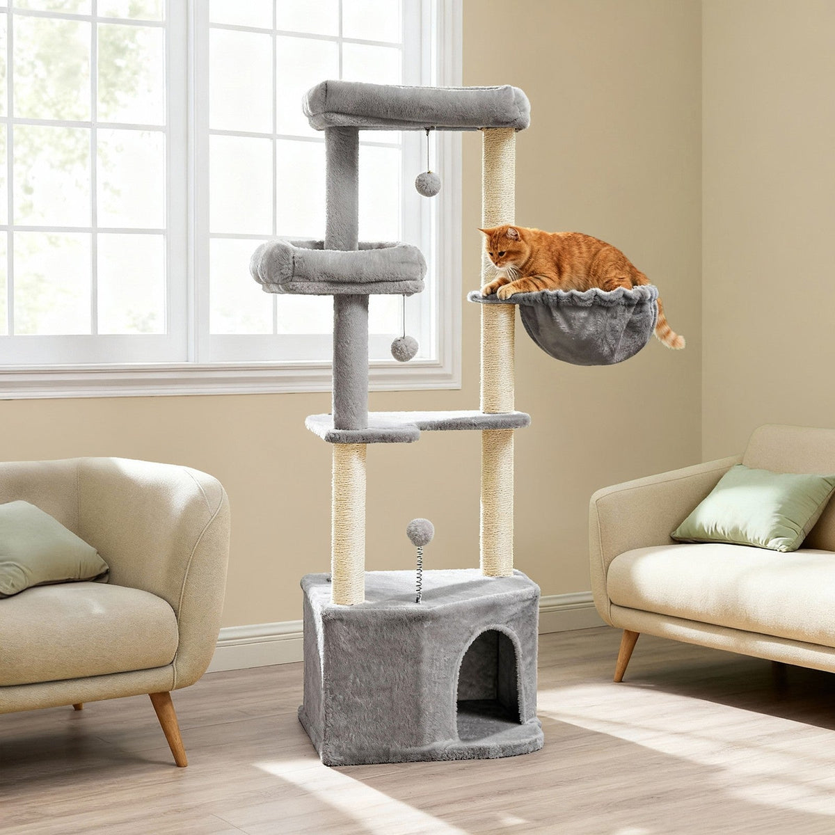 Kattenkrabpaal – Met Mand, Hol en Speelballen – 140 cm Hoog